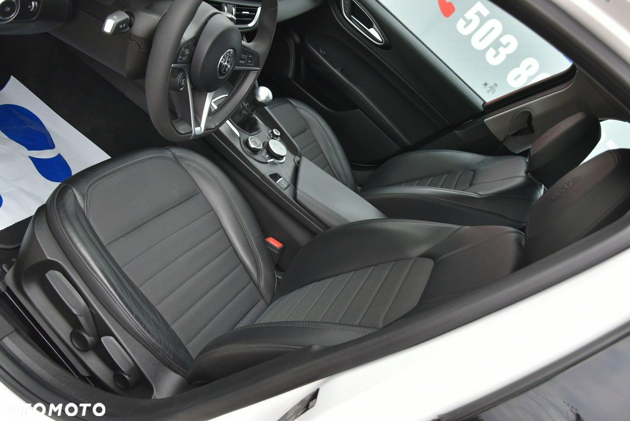 Alfa Romeo Giulia 2.2 Diesel - 18