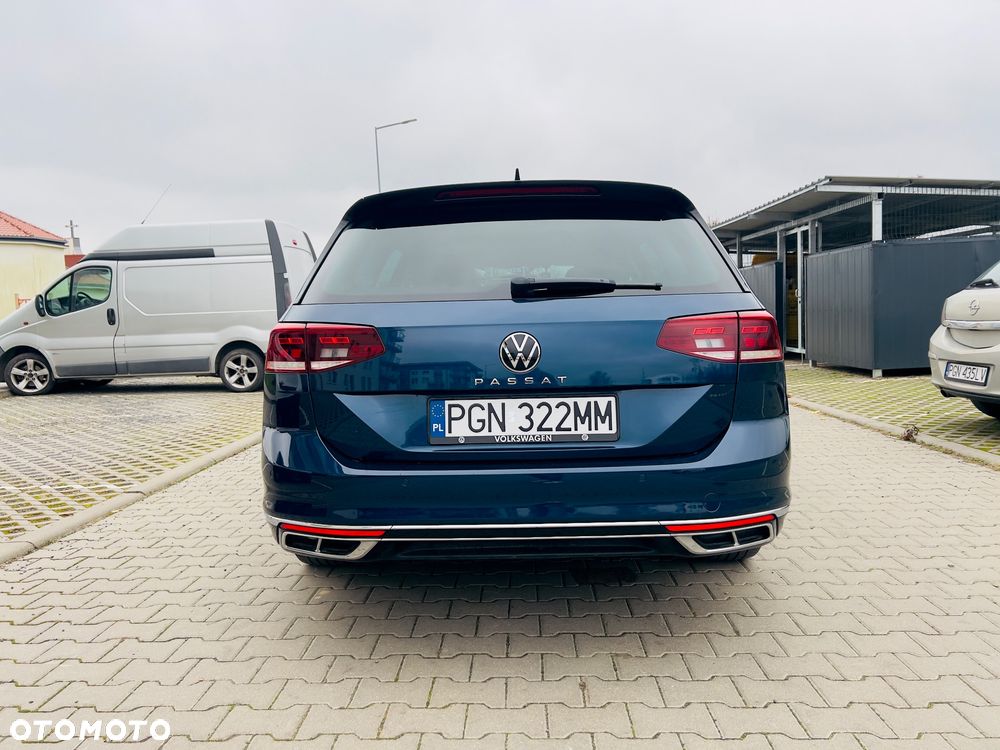 Volkswagen Passat Variant 2.0 TDI Business DSG - 8