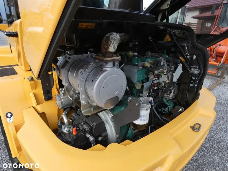 Volvo L30G Z Niemiec / 5.774mtg / kilka sztuk / - 13