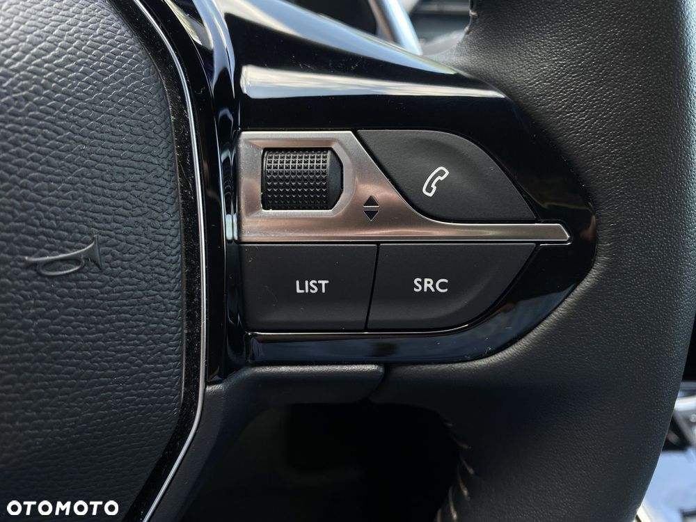Peugeot 5008 1.5 BlueHDi Allure Pack S&S EAT8 - 17