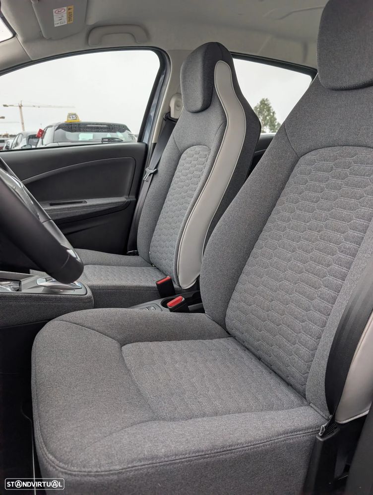 Renault Zoe (c/ Bateria) Limited 50 - 16