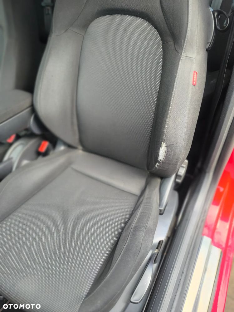 Seat Ibiza SC 1.6 16V Sport - 10