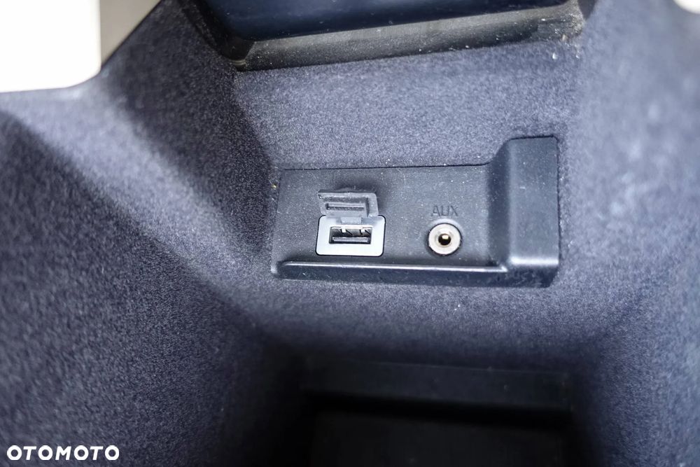 Volvo V60 Cross Country D4 Geartronic Summum - 24