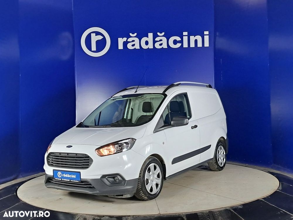 Ford Tourneo Courier - 1