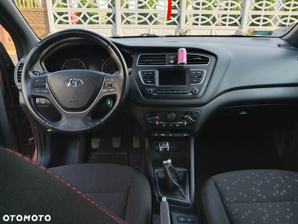Hyundai i20 - 8