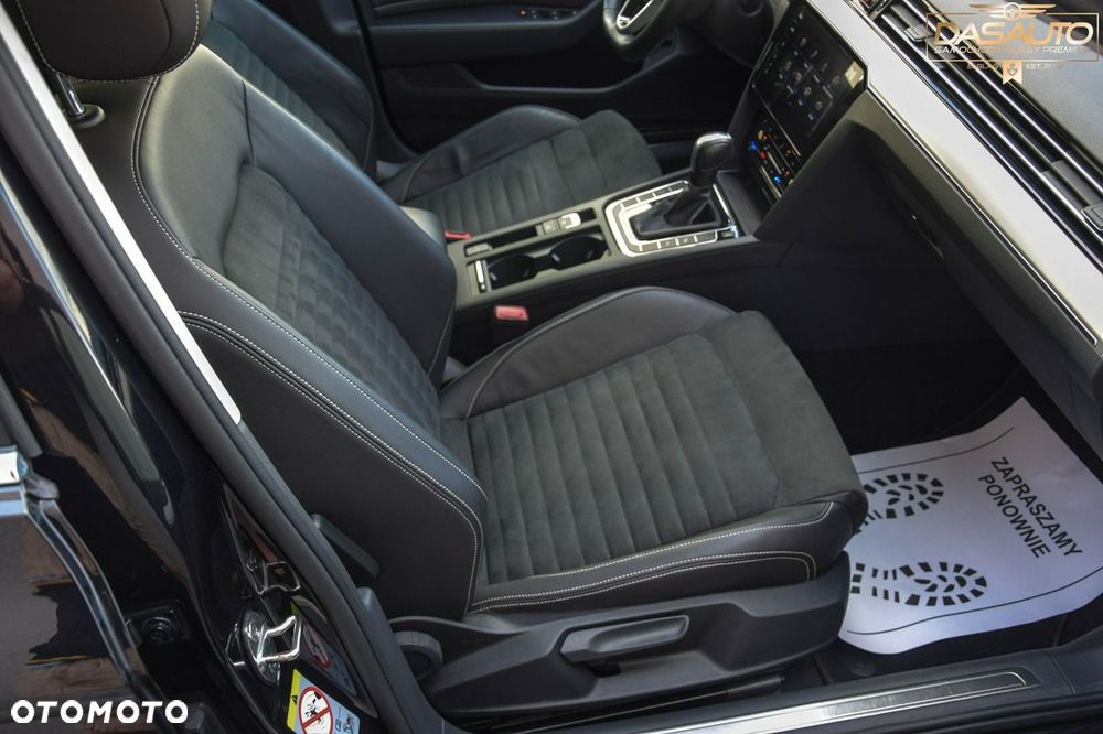 Volkswagen Passat - 36