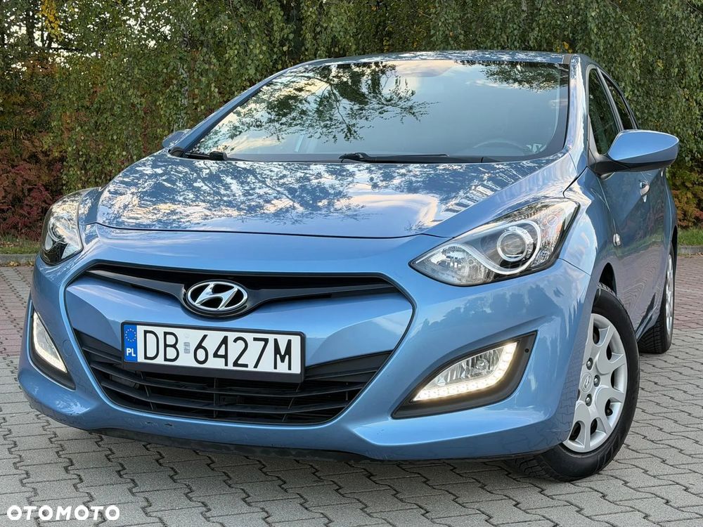 Hyundai i30 i30cw 1.4 Trend - 11