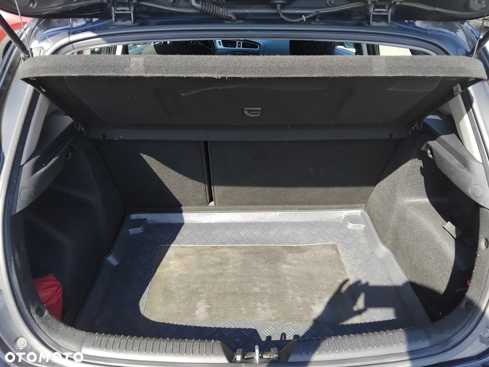 Kia Ceed 1.4 M - 23