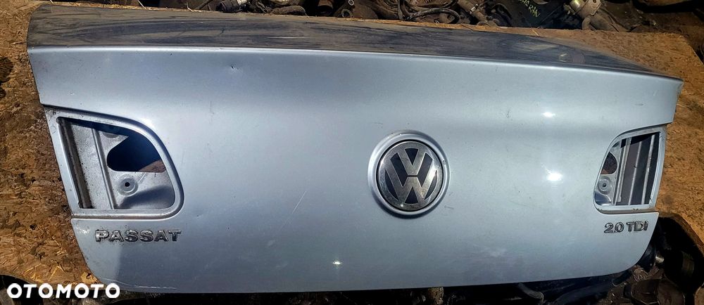 Klapa bagażnika sedan Volkswagen  Passat b6 - 1