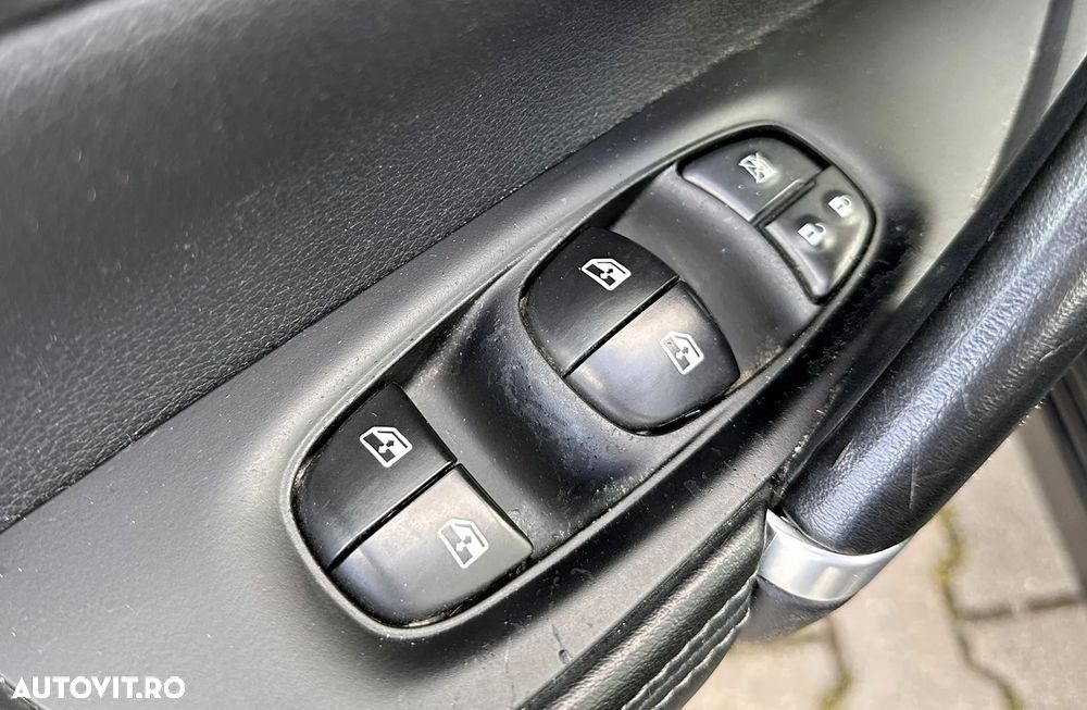 Nissan Qashqai 1.5 DCI TEKNA+ - 37