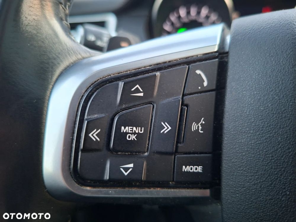 Land Rover Discovery Sport TD4 SkyView Edition - 21