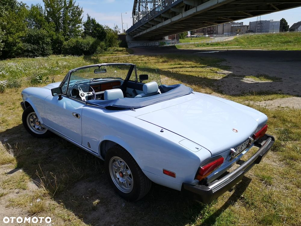 Fiat 124 Spider - 20