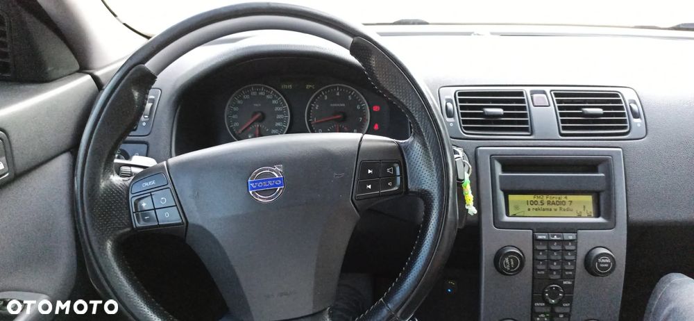 Volvo S40 1.8 - 10