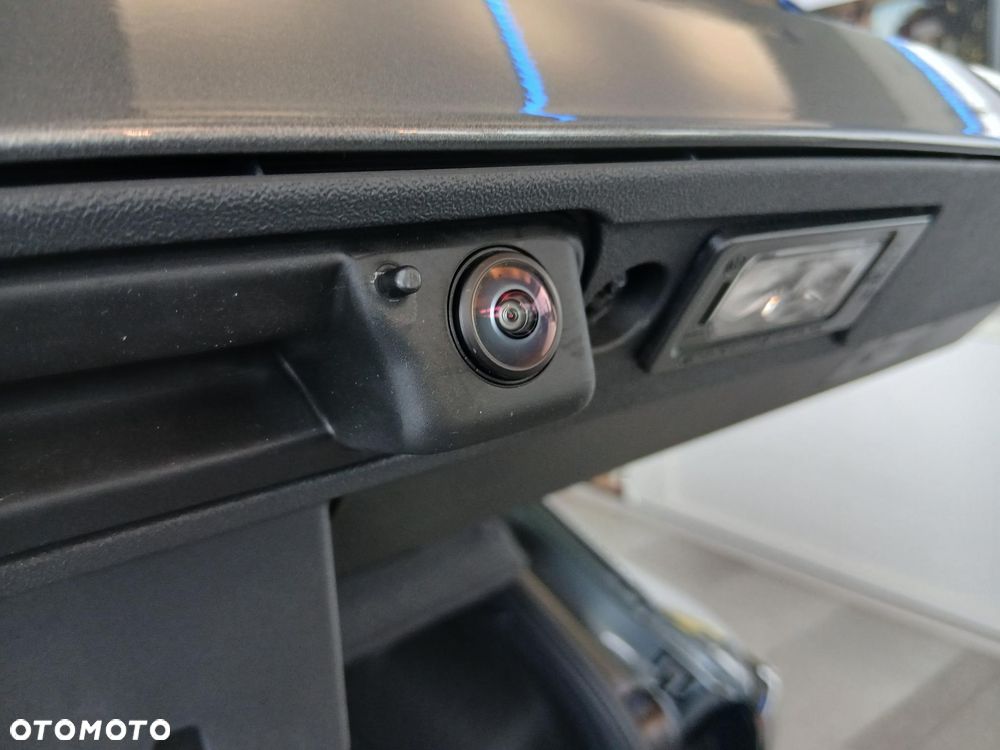 Volkswagen T-Roc 1.5 eTSI Life DSG - 27
