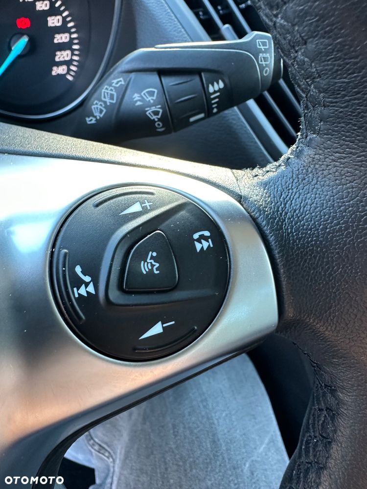 Ford Kuga 1.5 EcoBoost FWD Titanium ASS - 17