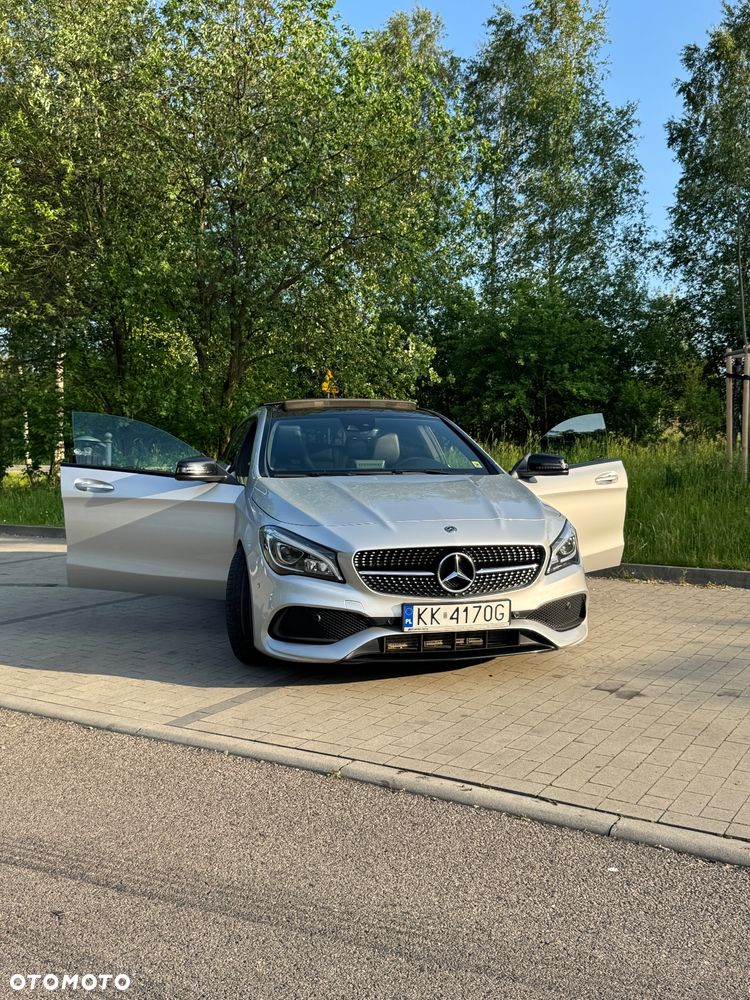 Mercedes-Benz CLA 220 4-Matic AMG Line - 7