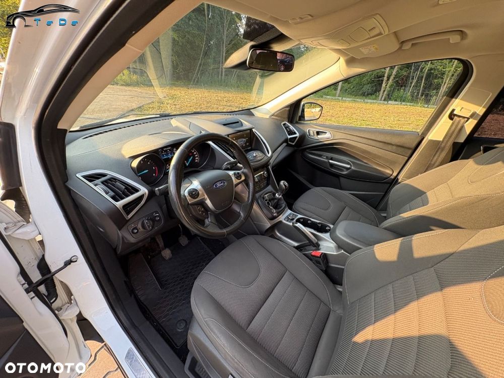 Ford Kuga 2.0 TDCi FWD Titanium Plus - 17