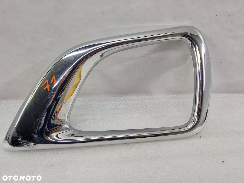 NISSAN NAVARA NP300 15- PRAWA KRATKA BOCZNA ZDERZAKA PRZEDNIEGO PRZÓD / RAMKA , NR 62256-4KJ0C , NR AUKCJI A/71 - 5