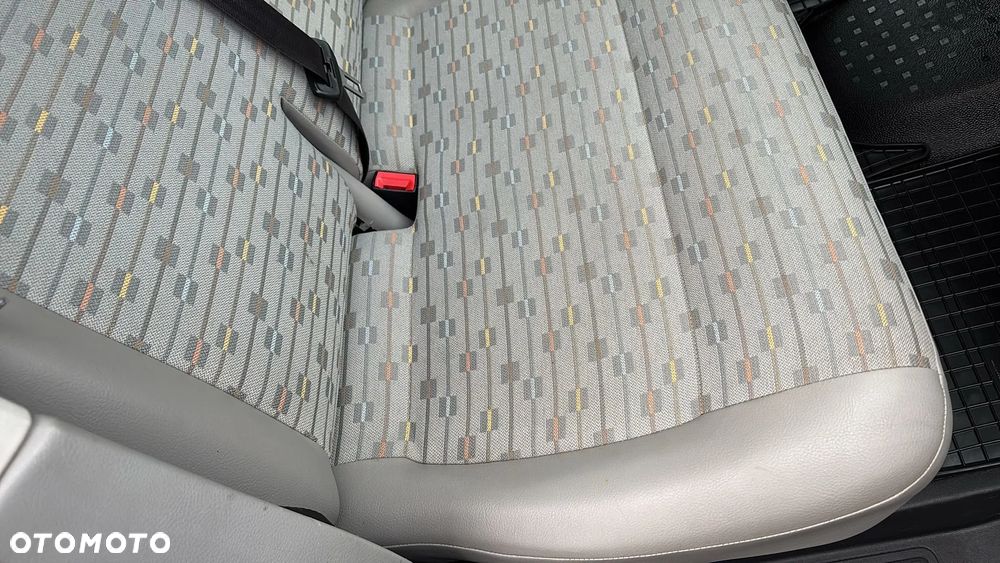 Volkswagen Transporter - 19