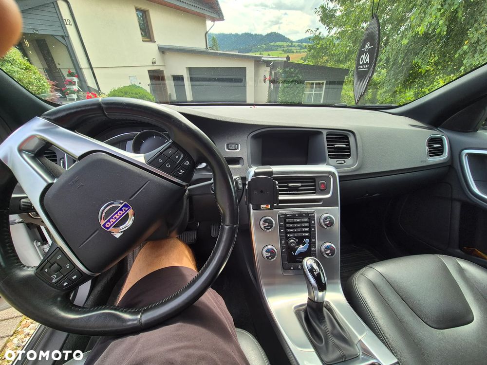 Volvo V60 D4 - 8