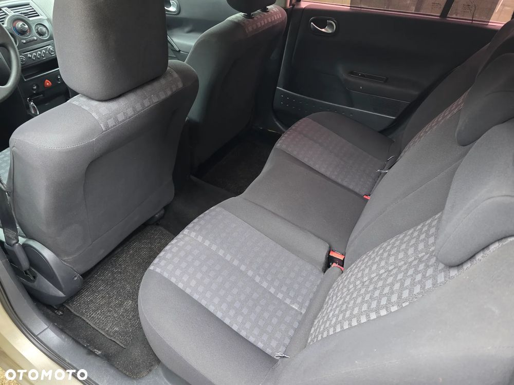 Renault Megane 1.6 16V Air - 8