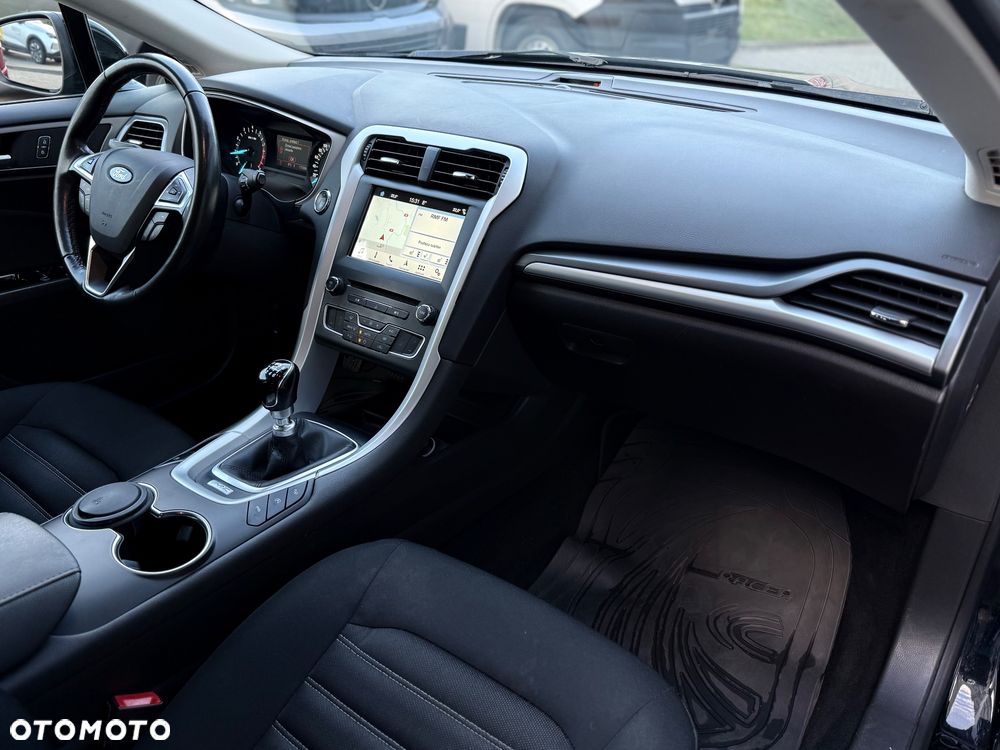 Ford Mondeo - 31