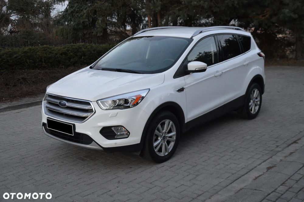 Ford Kuga 2.0 TDCi 2x4 Titanium - 1