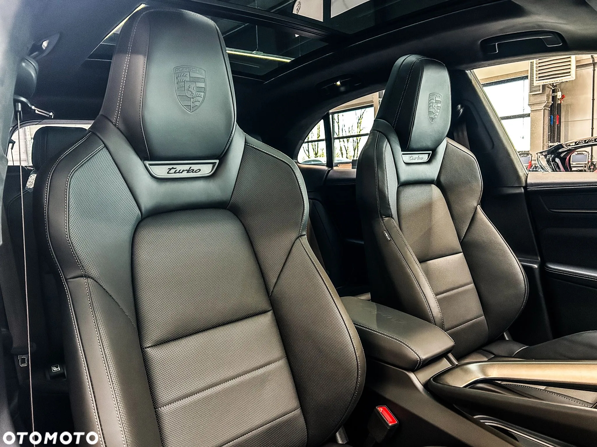 Porsche Macan Turbo 100kWh - 11