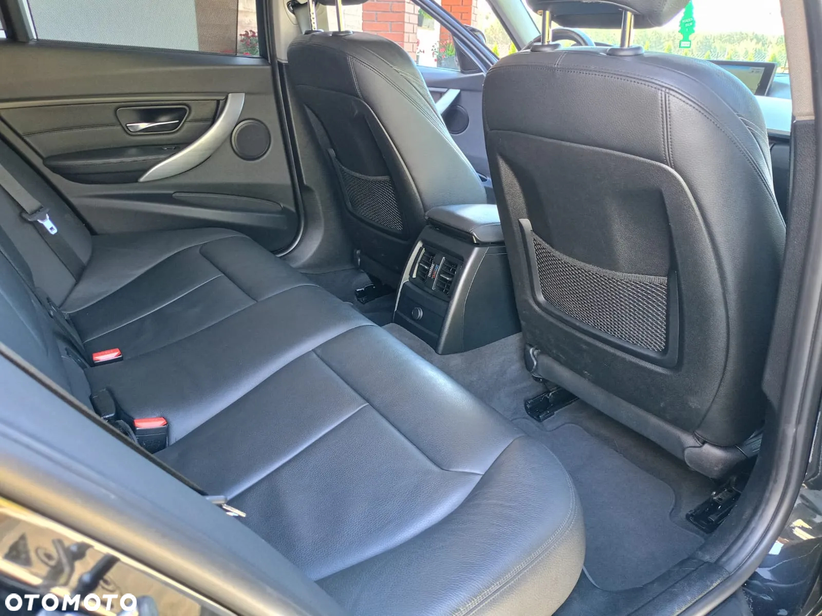 BMW Seria 3 325d - 14