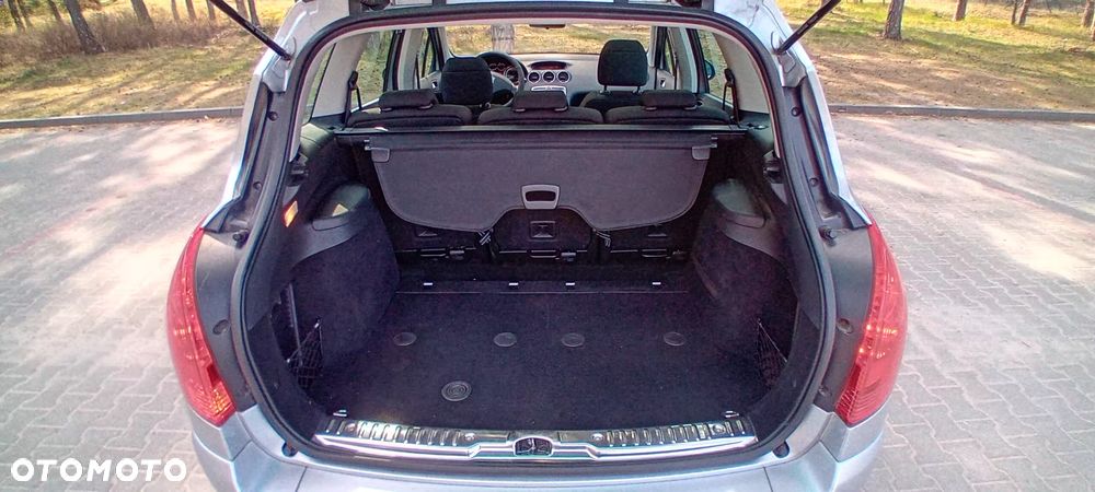 Peugeot 308 1.6 Trendy - 12