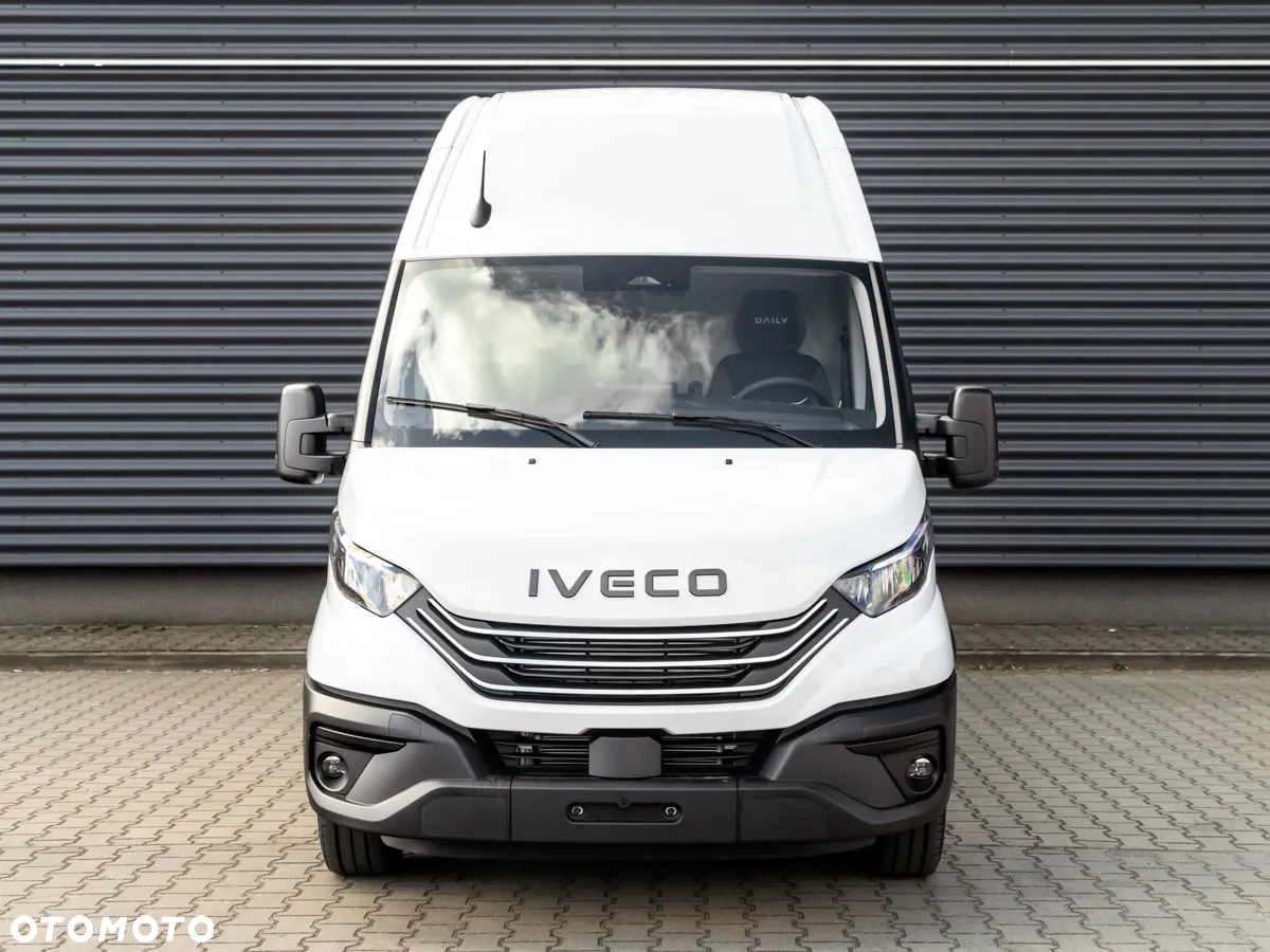 Iveco Daily 35S18HA8V 3.0 L4H3 - 3