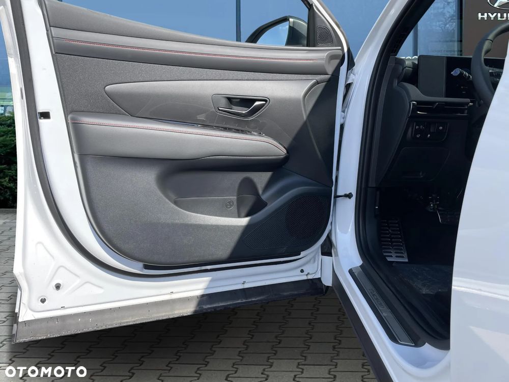 Hyundai Tucson 1.6 T-GDi N-Line 4WD DCT - 11