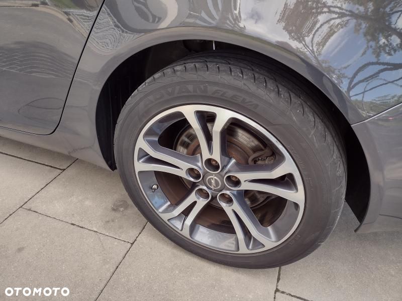 Opel Insignia - 36