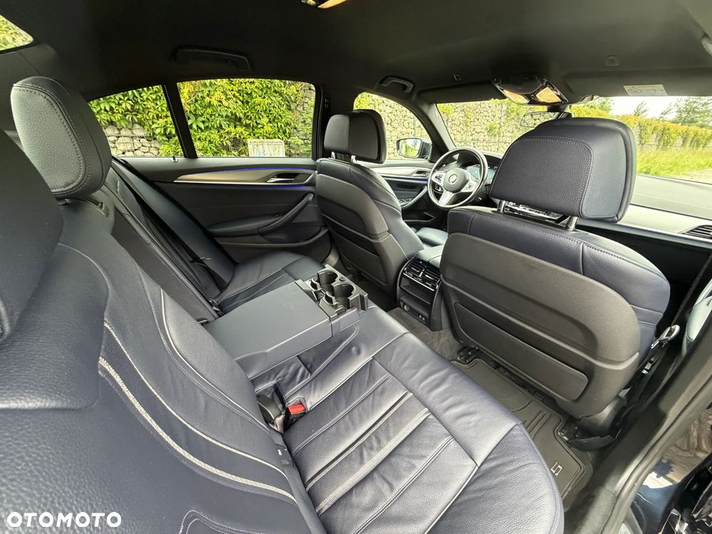 BMW Seria 5 520d xDrive M Sport sport - 4
