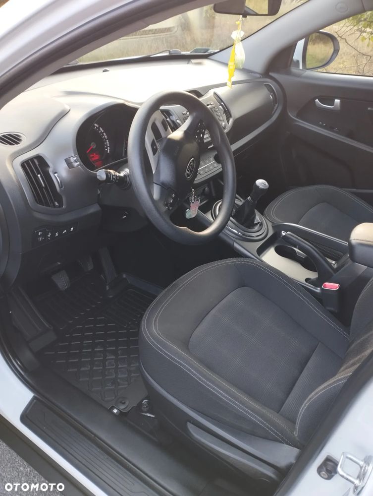 Kia Sportage - 12