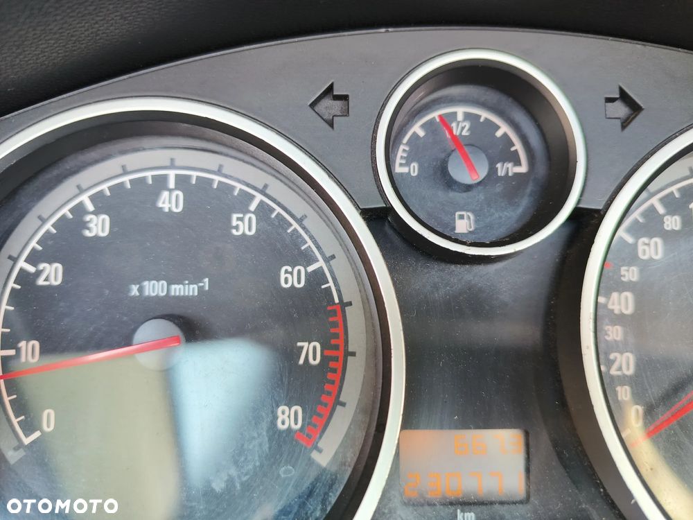 Opel Astra 1.6 - 6