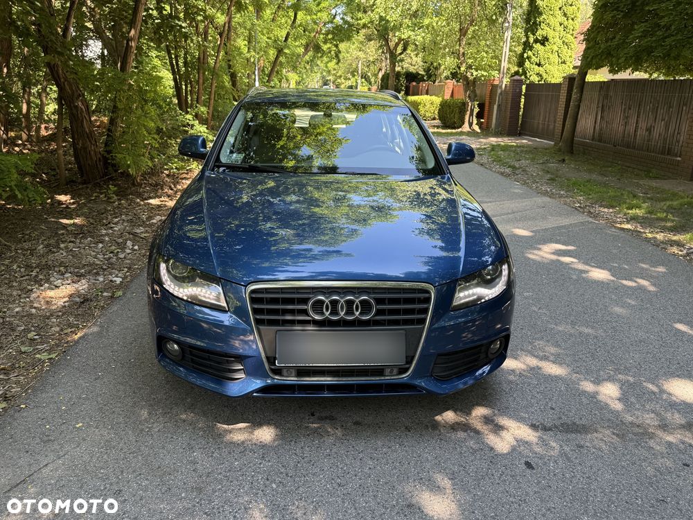 Audi A4 Avant 2.0 TDI - 11