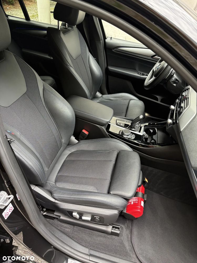 BMW X3 xDrive20d - 26