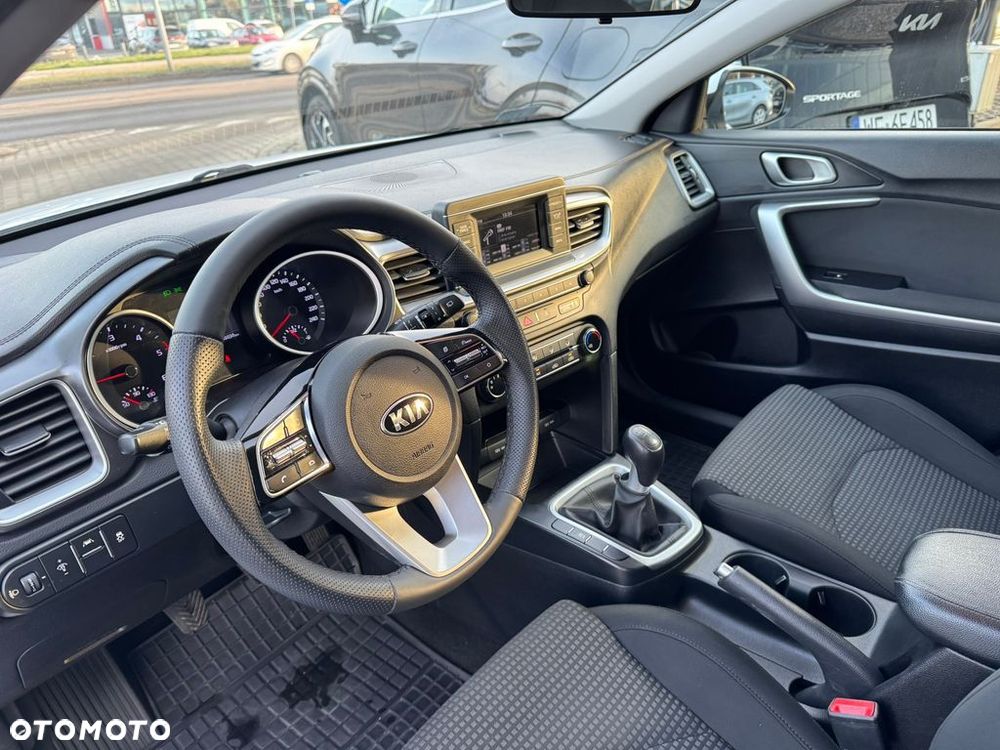 Kia Ceed 1.6 CRDi SCR S - 9