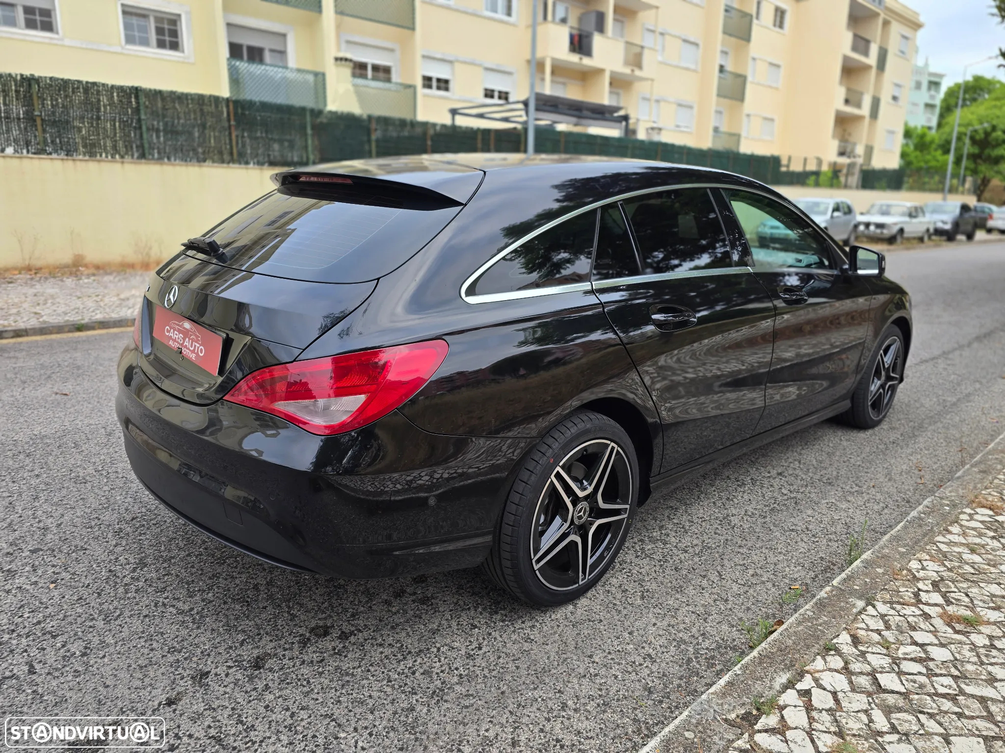 Mercedes-Benz CLA 200 d Shooting Brake Urban Aut. - 8