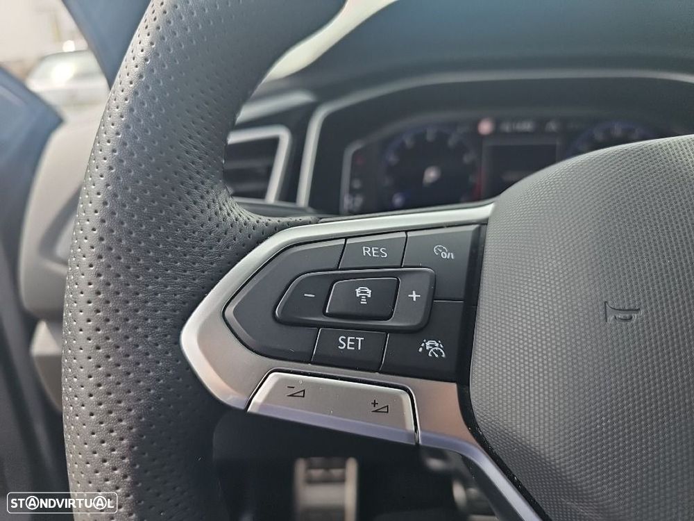VW T-Roc 1.5 TSI R-Line DSG - 21
