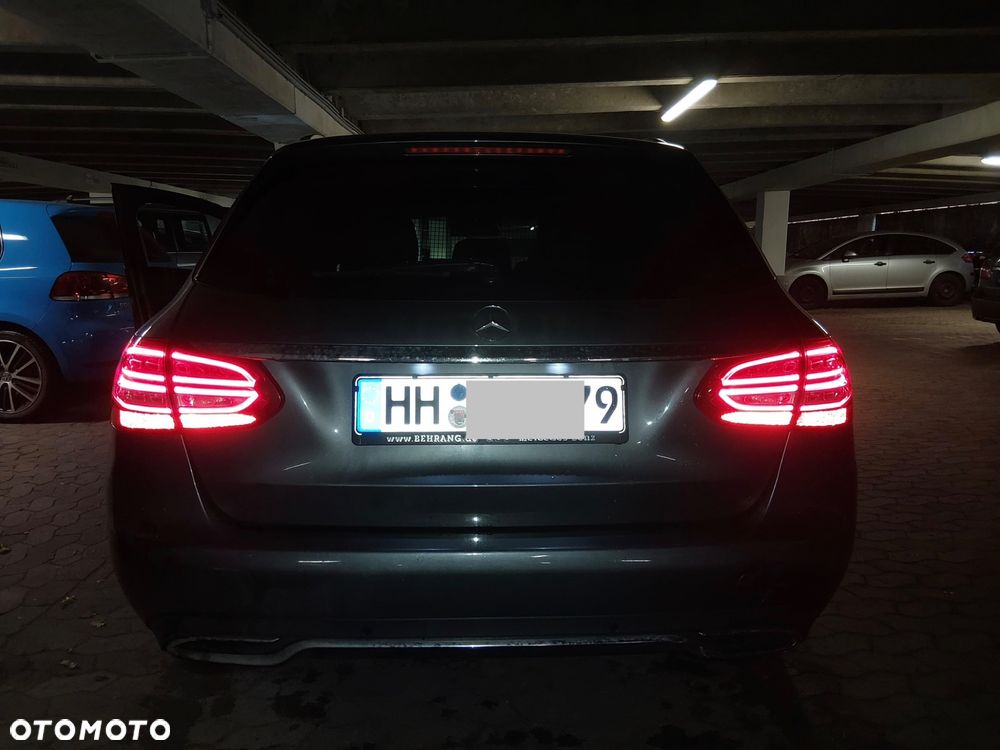 Mercedes-Benz Klasa C 250 d 4-Matic 9G-TRONIC - 22