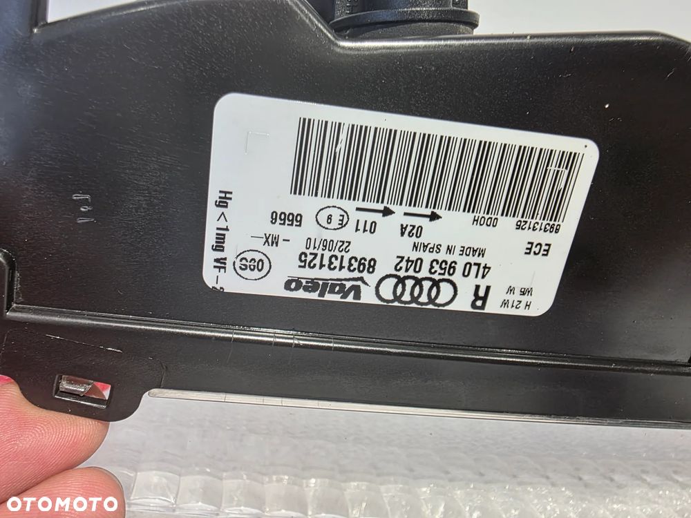 AUDI Q7 4L0 06-09 LEWY / PRAWY KIERUNKOWSKAZ NR 4L0953042 / 89313125 , 89313119 NR AUKCJI KB65 - 10