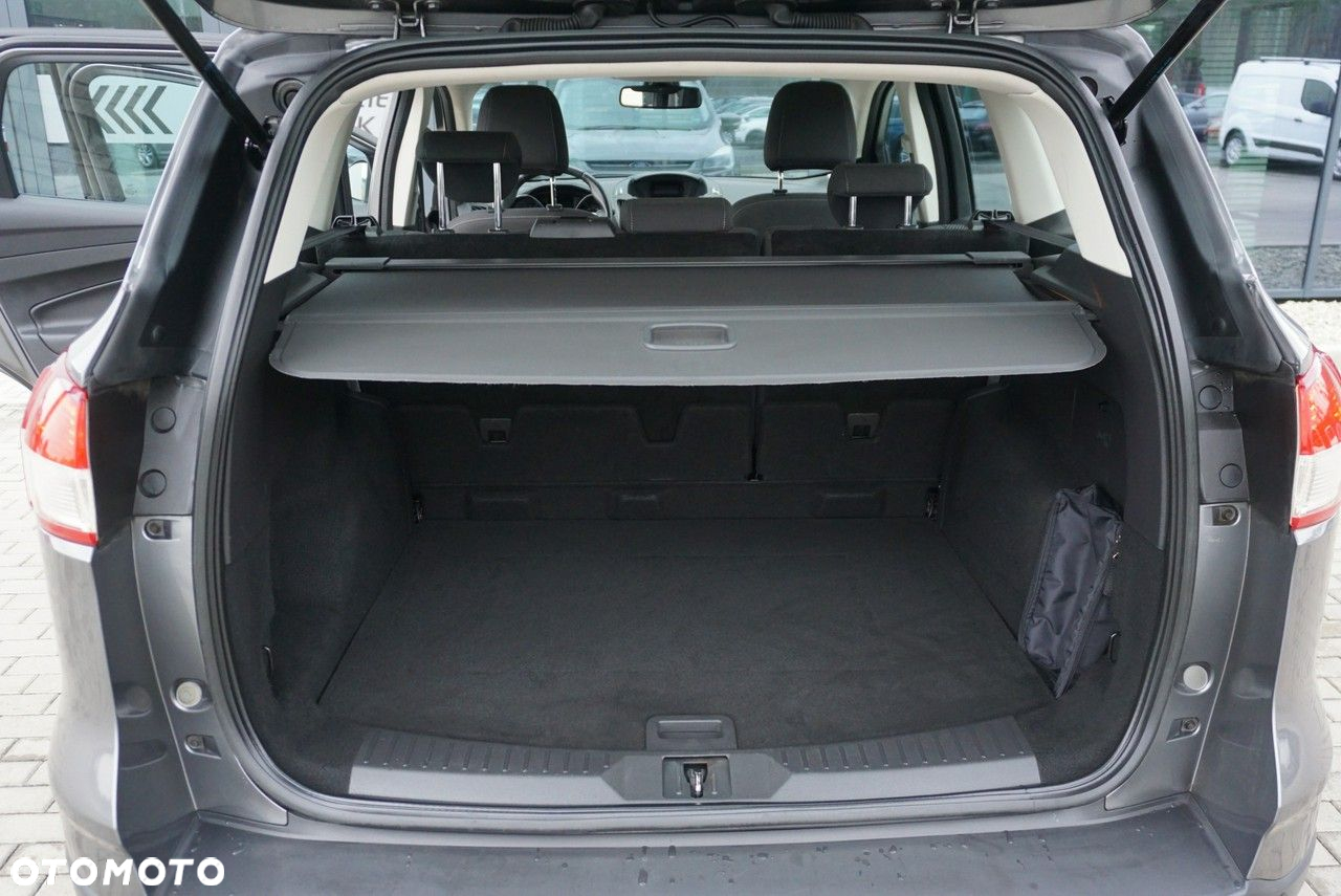 Ford Kuga 2.0 TDCi 2x4 Individual - 27