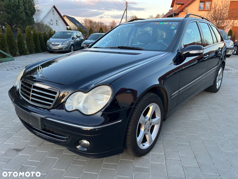 Mercedes-Benz Klasa C 200 Kompressor Automatik Avantgarde Sport Edition - 1