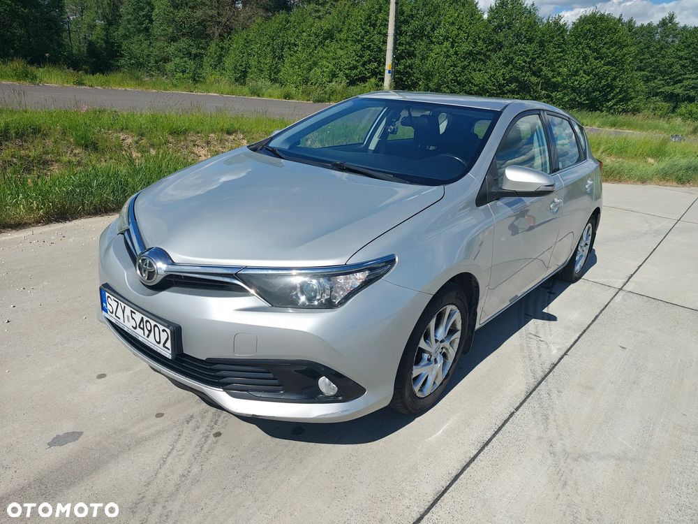 Toyota Auris 1.6 Comfort - 1