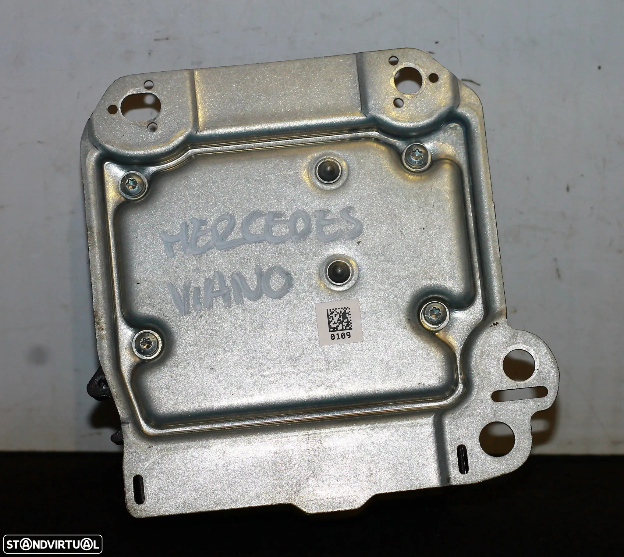 CENTRALINA DE MOTOR MERCEDES VIANO - 3