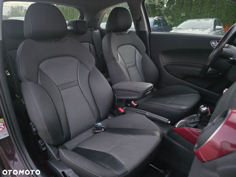 Audi A1 3-drzwiowe 1.4 TFSI 119g S tronic Attraction - 10