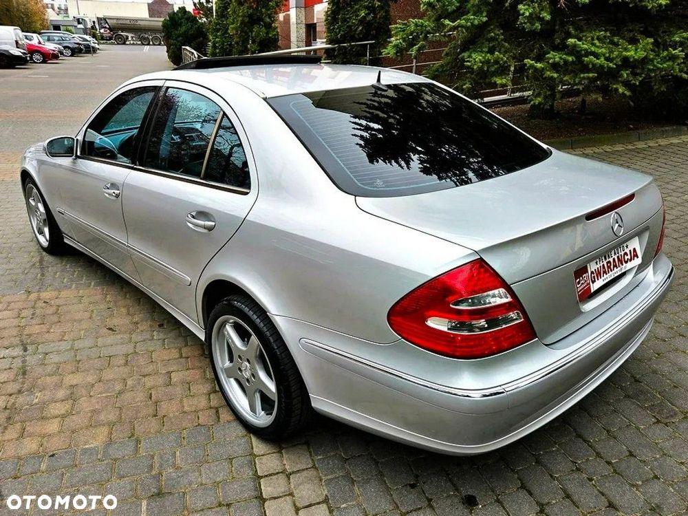 Mercedes-Benz Klasa E 500 T Avantgarde - 37