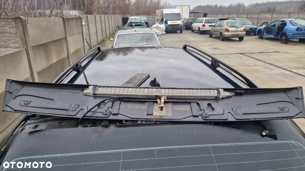 BMW E61 SPOILER KLAPY BLACK SAPPHIRE 7061467 - 3